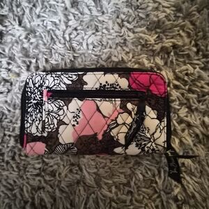 Vera Bradley Floral Zip Around Travel Wallet Organizer